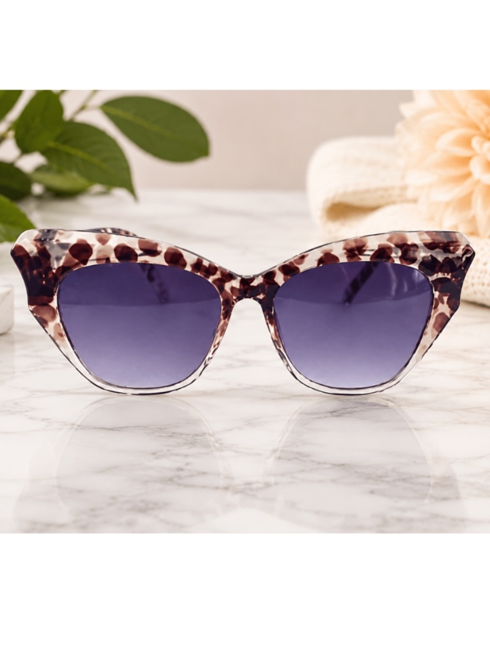 Leopard Print Cat Eye Fashion Sunglasses | Brown Tortoise Frame | Gradient Lens